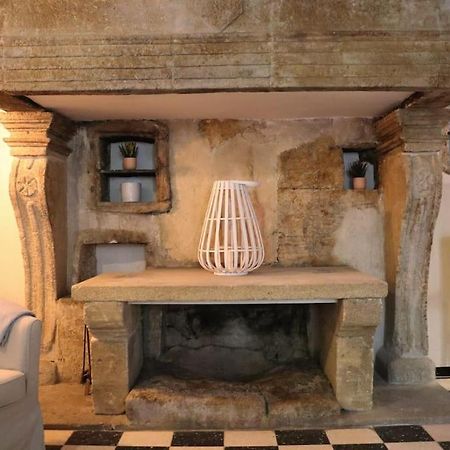 Apartament Entre Uzes Et Le Pont-Du-Gard Le Logis D'Autrefois Castillon-du-Gard Zewnętrze zdjęcie