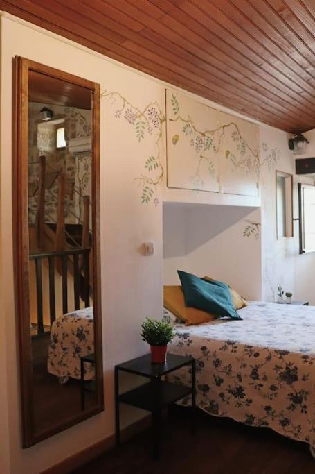 Apartament Entre Uzes Et Le Pont-Du-Gard Le Logis D'Autrefois Castillon-du-Gard Zewnętrze zdjęcie