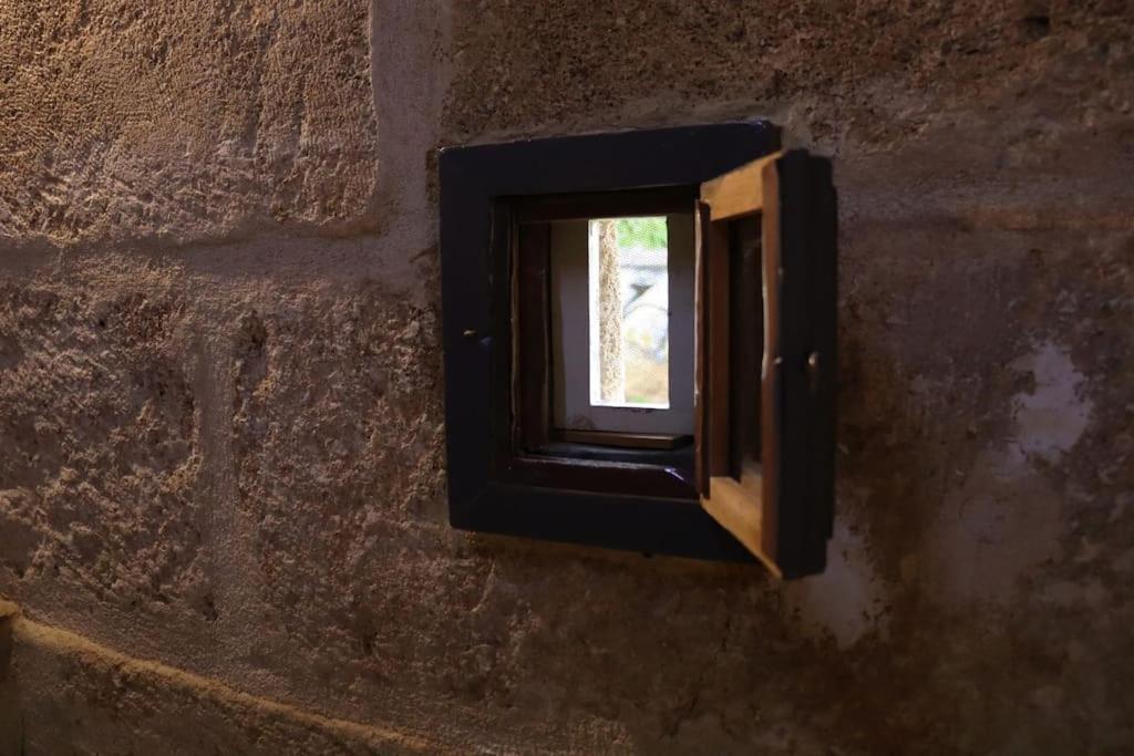 Apartament Entre Uzes Et Le Pont-Du-Gard Le Logis D'Autrefois Castillon-du-Gard Zewnętrze zdjęcie