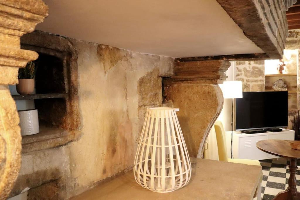 Apartament Entre Uzes Et Le Pont-Du-Gard Le Logis D'Autrefois Castillon-du-Gard Zewnętrze zdjęcie