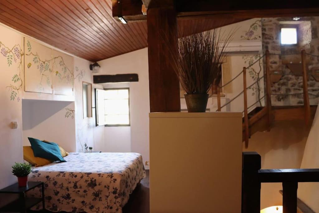 Apartament Entre Uzes Et Le Pont-Du-Gard Le Logis D'Autrefois Castillon-du-Gard Zewnętrze zdjęcie